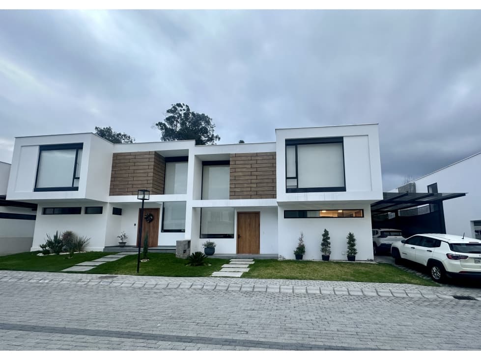 Casa VENTA 3 dormit Tumbaco junto plazaHilacril generador — foto 3