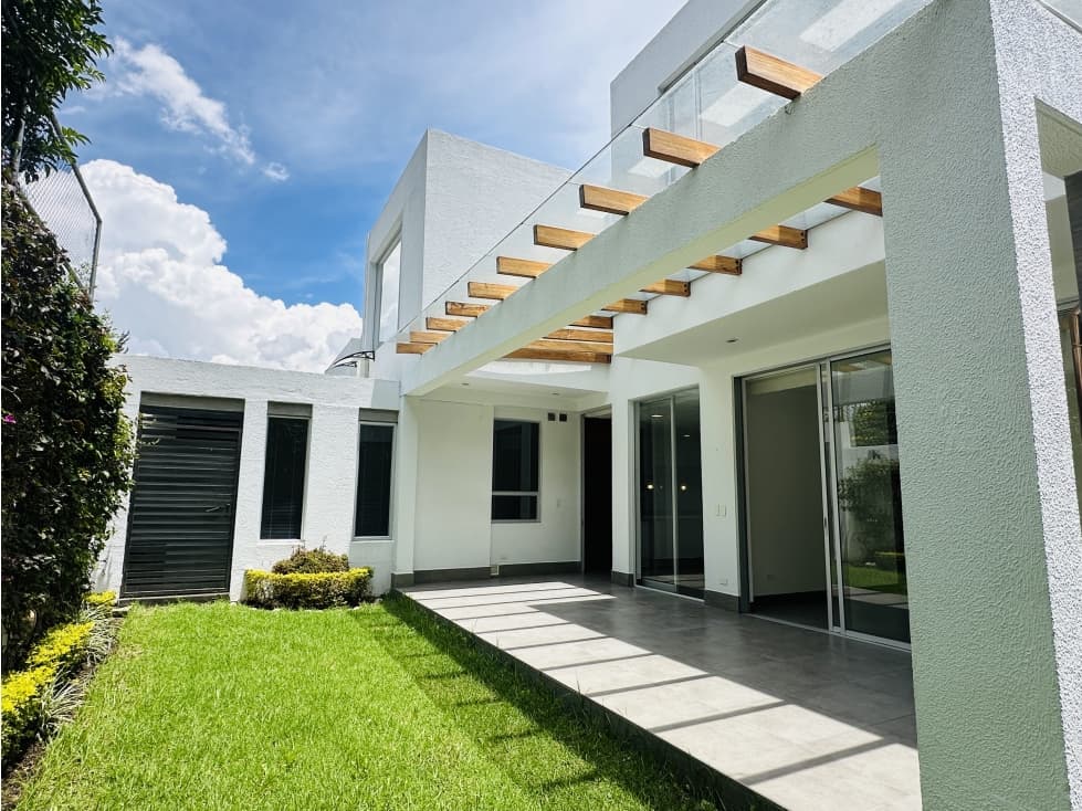 Casa VENTA Cumbayá 3 dormitorios urbaniz privada — foto 3