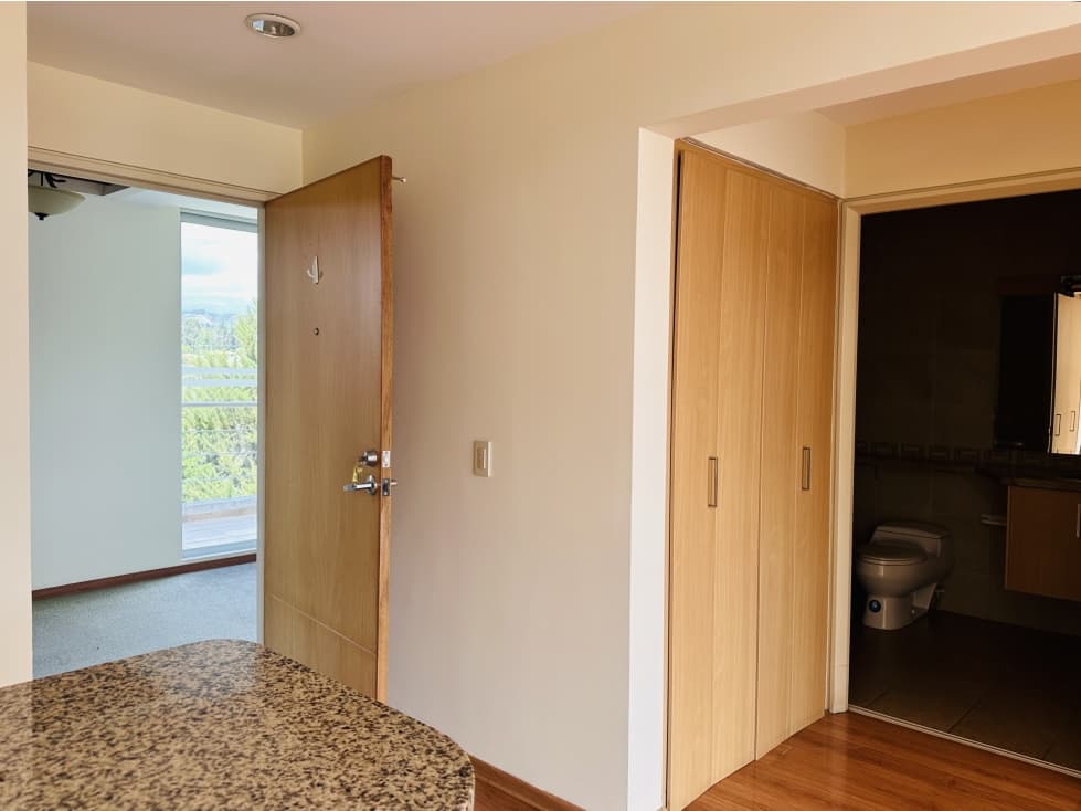 SENIOR SUITE ALQUILER 2 dormitorios Cumbayá — foto 4