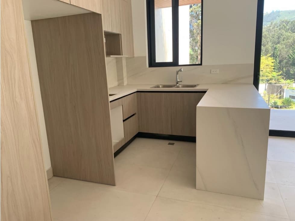 Departamento ALQUILER 2 dormitorios CUMBAYÁ sector Botánico — foto 4