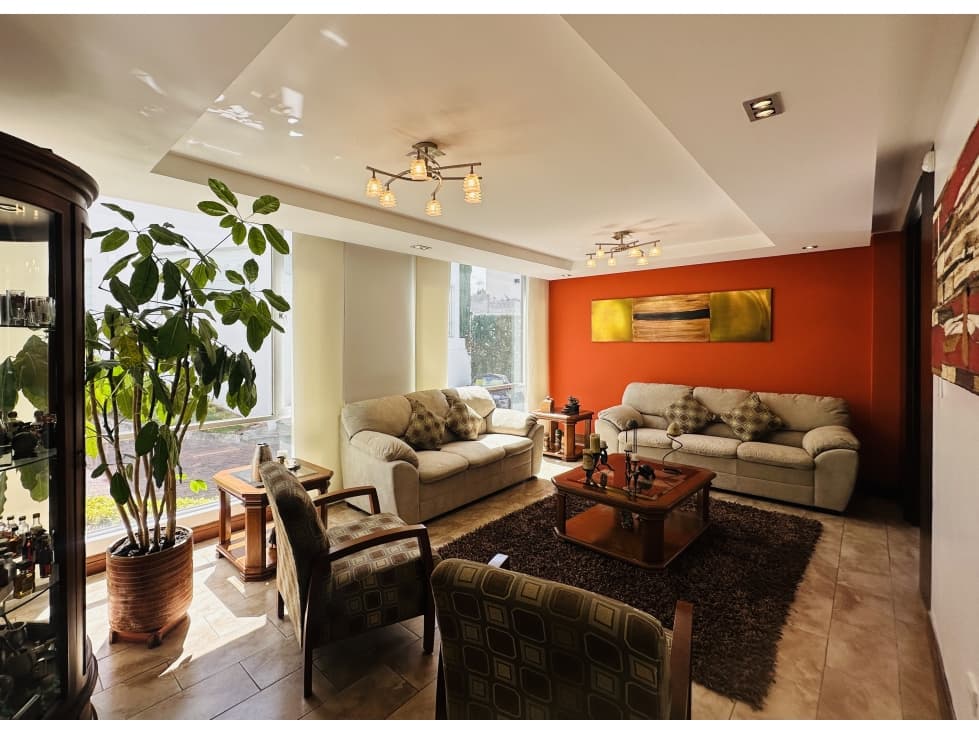 Casa 3 dormitorios VENTA en CUMBAYÁ parque central — foto 4