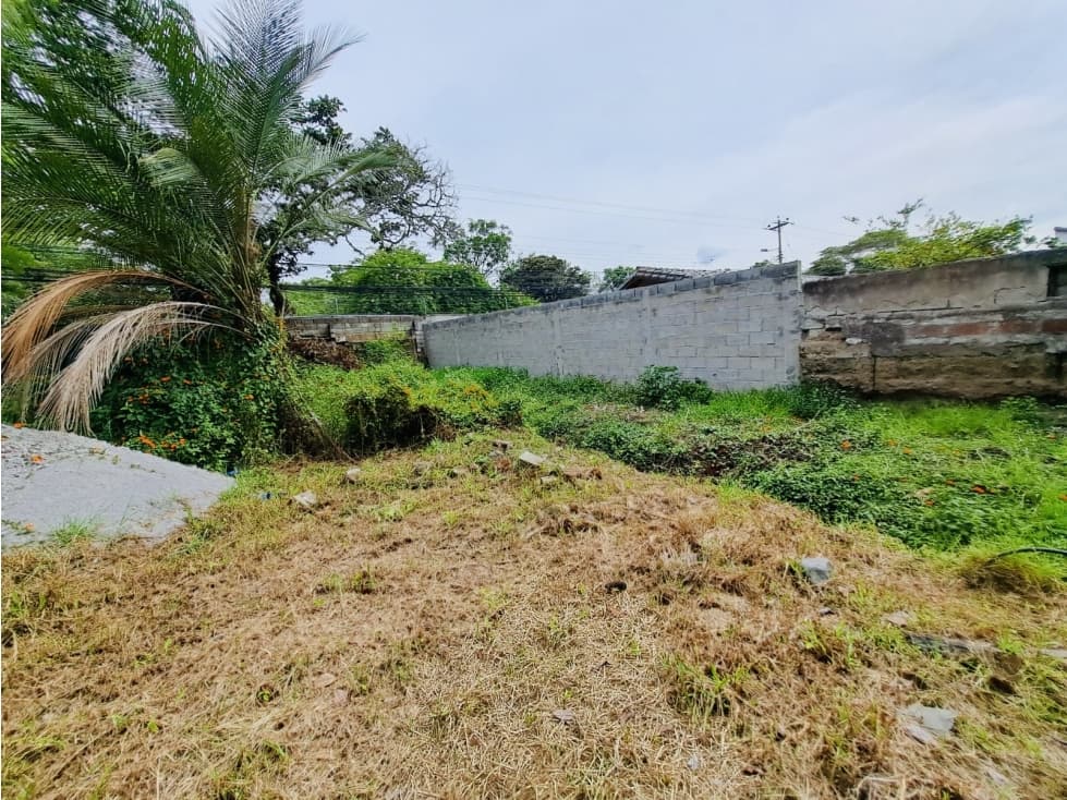 Terreno 3.680 m2 VENTA Cumbayá sector La Viña — foto 4