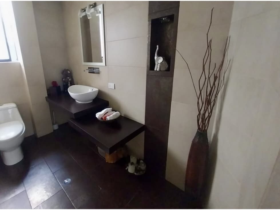 Casa alquiler Cumbayá urbanización privada Auqui Chico — foto 4