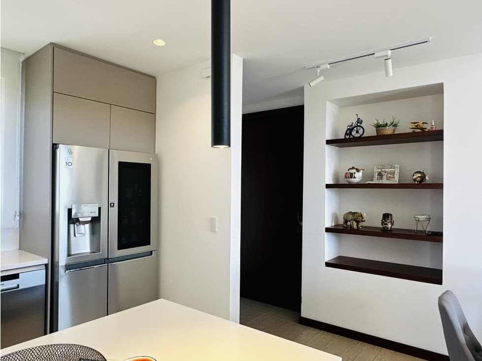 Departamento VENTA 2dormit conbalcón cubierto CUMBAYÁ edifi seguro — foto 5