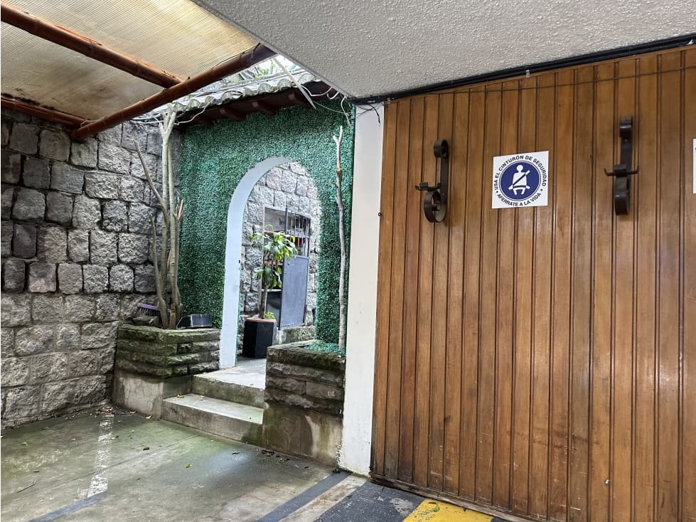 Casa paraOFICINAS VENTA 700m2 Quito sectorElBatán — foto 6