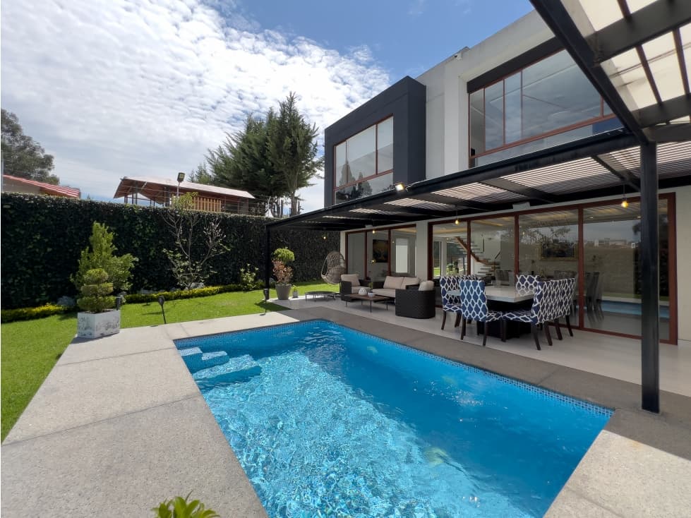 Casa VENTA 4 dormit con piscina TUMBACO sector Cerámica — foto 4