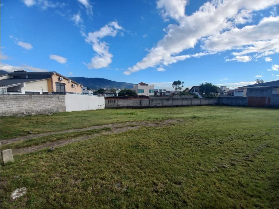 Terreno VENTA en CUMBAYÁ 1171m2 planos CR — foto 2