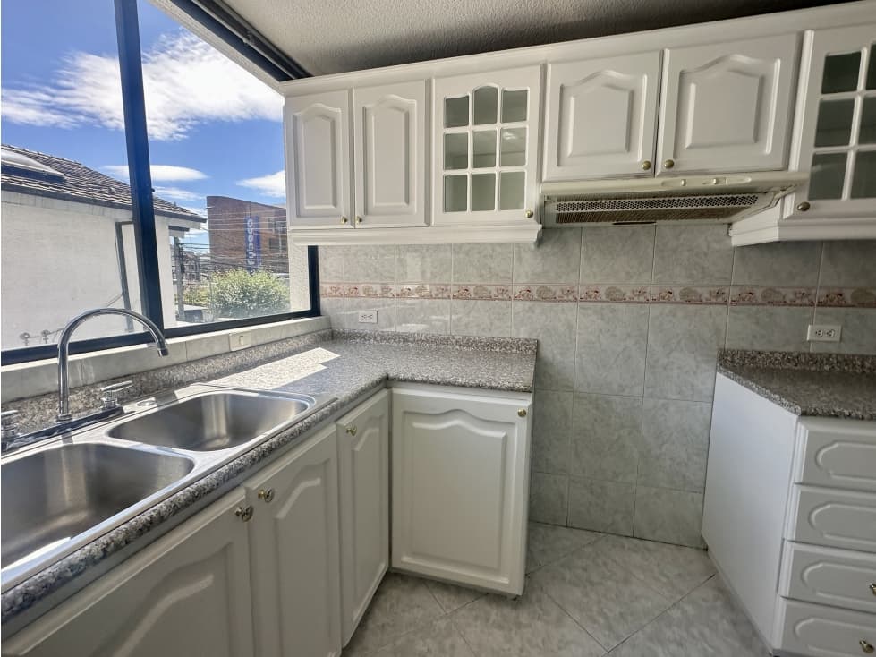 Departamento ALQUILER en Quito sector Monteserrin — foto 5