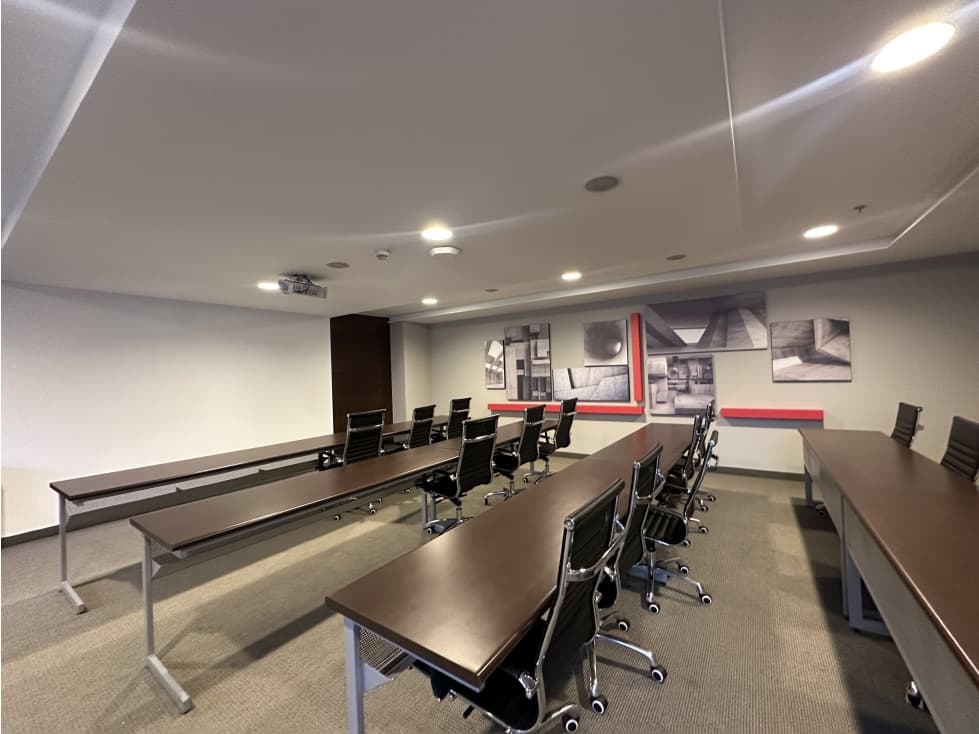 Oficina VENTA 40 m2 edificio corporativo nuevo en Quito — foto 5