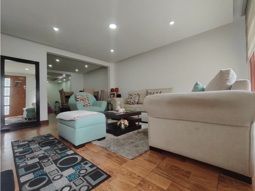 CASA EN VENTA 2 HAB + SALA DE ESTAR 23 DE JUNIO (CONDADO) AN — foto 1