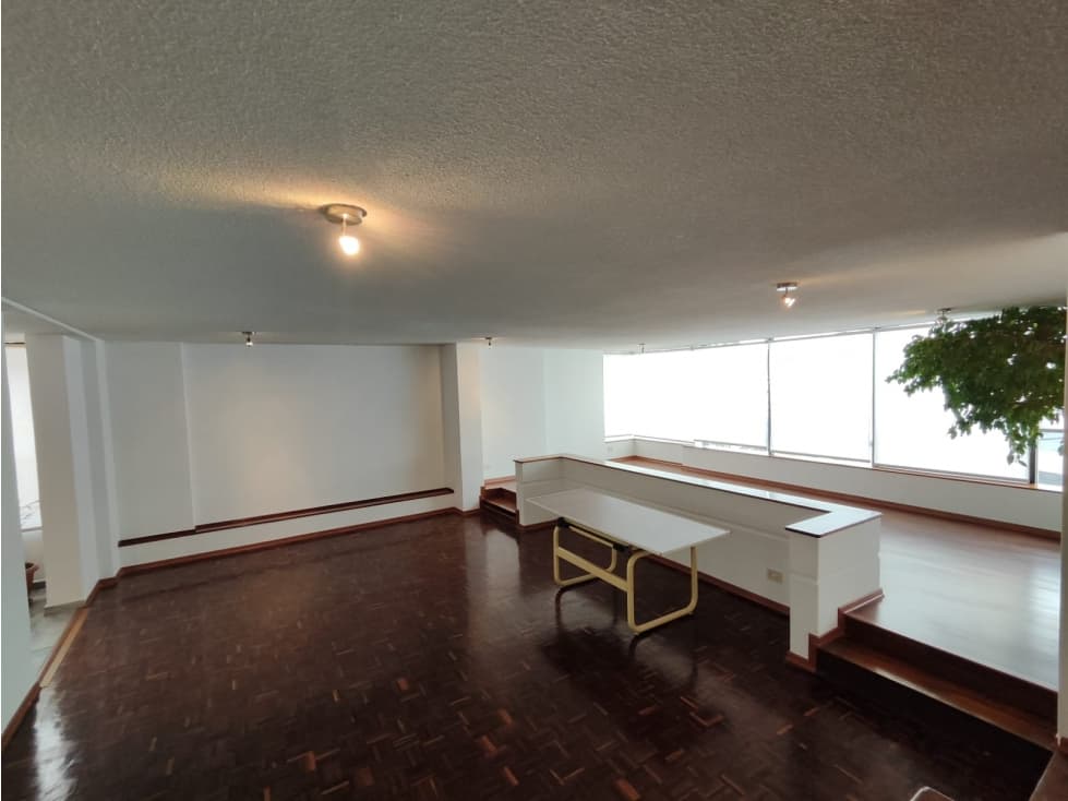 DEPARTAMENTO EN VENTA QUITO TENNIS CON ACCESO INDEPENDIENTE AN — foto 1