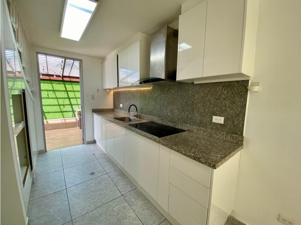 CASA EN VENTA EN CONOCOTO SECTOR LA SALLE (CB) — foto 5