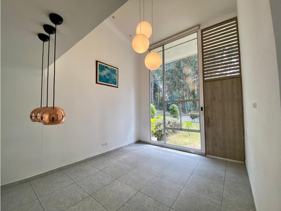 CASA EN VENTA EN CONOCOTO SECTOR LA SALLE (CB) — foto 4