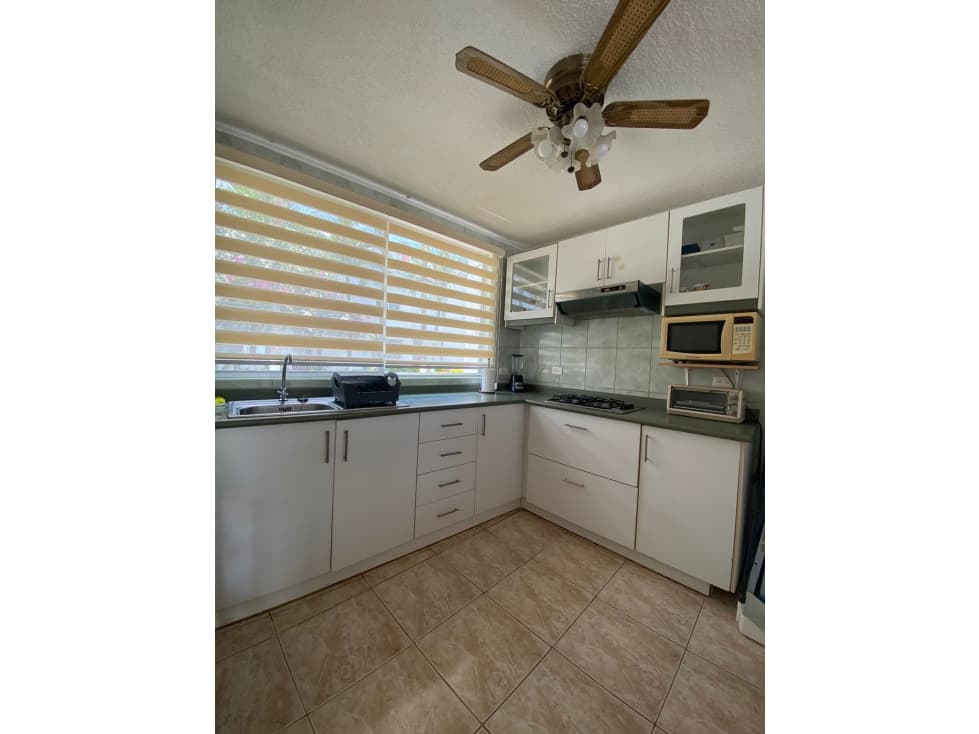 CASA DE VENTA EN CONJUNTO HABITACIONAL TONSUPA AN — foto 6