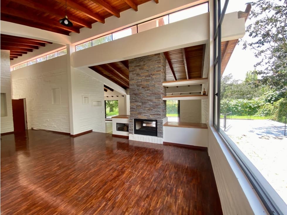 CASA DE UNA PLANTA EN VENTA EN TUMBACO (CB) — foto 5