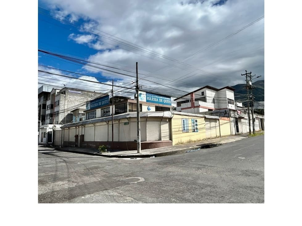 VENDO DE OPORTUNIDAD CASA COMERCIAL ESQUINERA PARQUE BICENTENARIO — foto 1