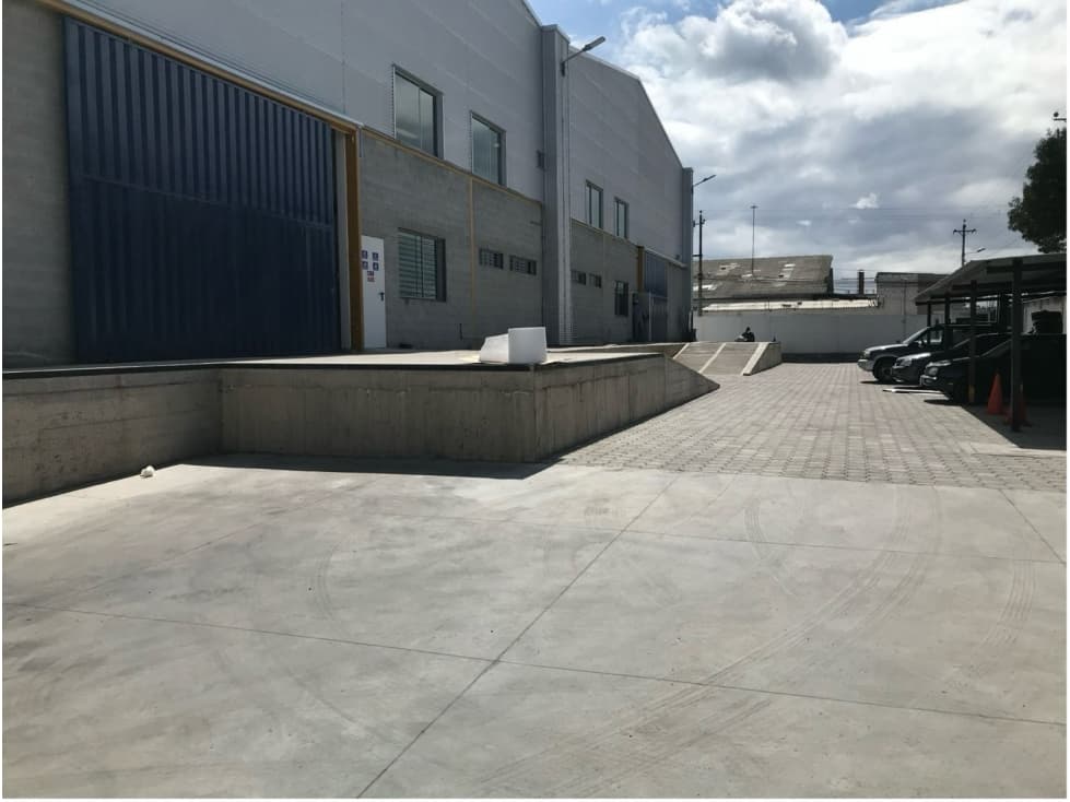 Bodega en renta en Calderón: Eficiencia Logística, Amplitud Almacenaje — foto 4