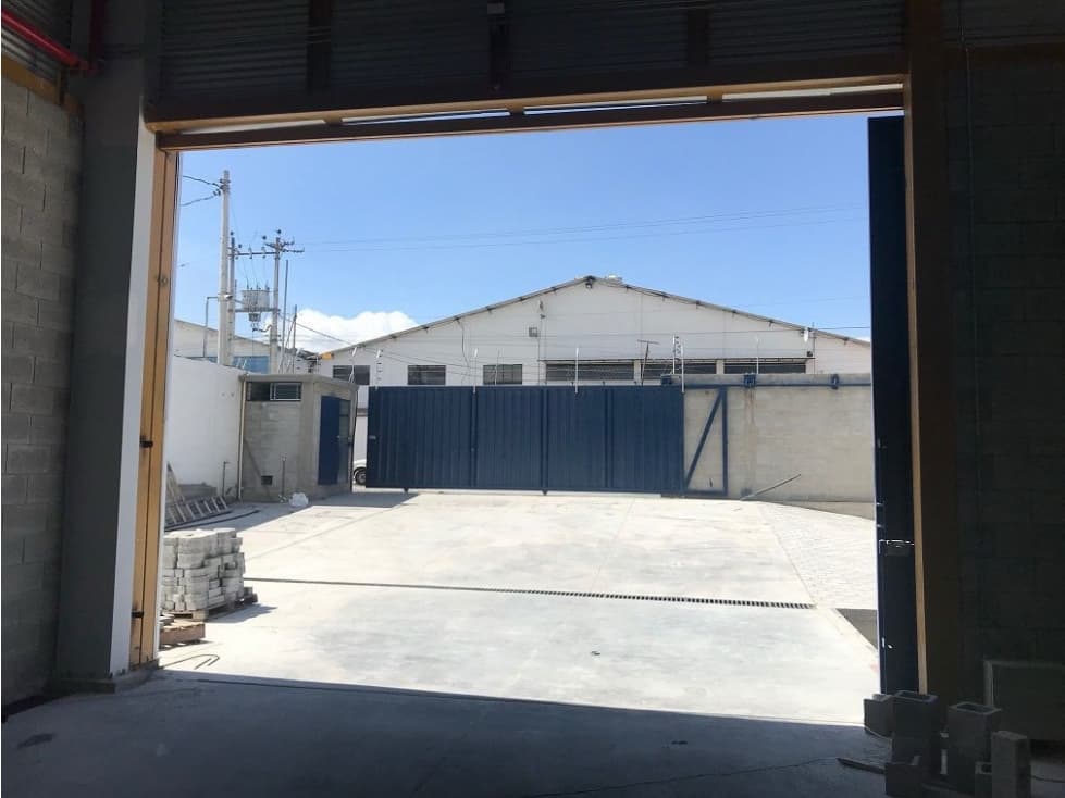 Bodega en renta en Calderón: Eficiencia Logística, Amplitud Almacenaje — foto 5
