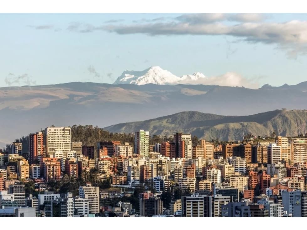 Constructores ! Terreno Con Vista Ideal Para Edificio González Suarez — foto 4