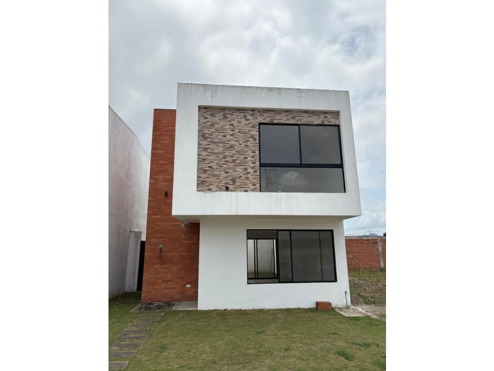 Venta de Casa en Urbanización Villa San Eduardo, Pasaje — foto 2