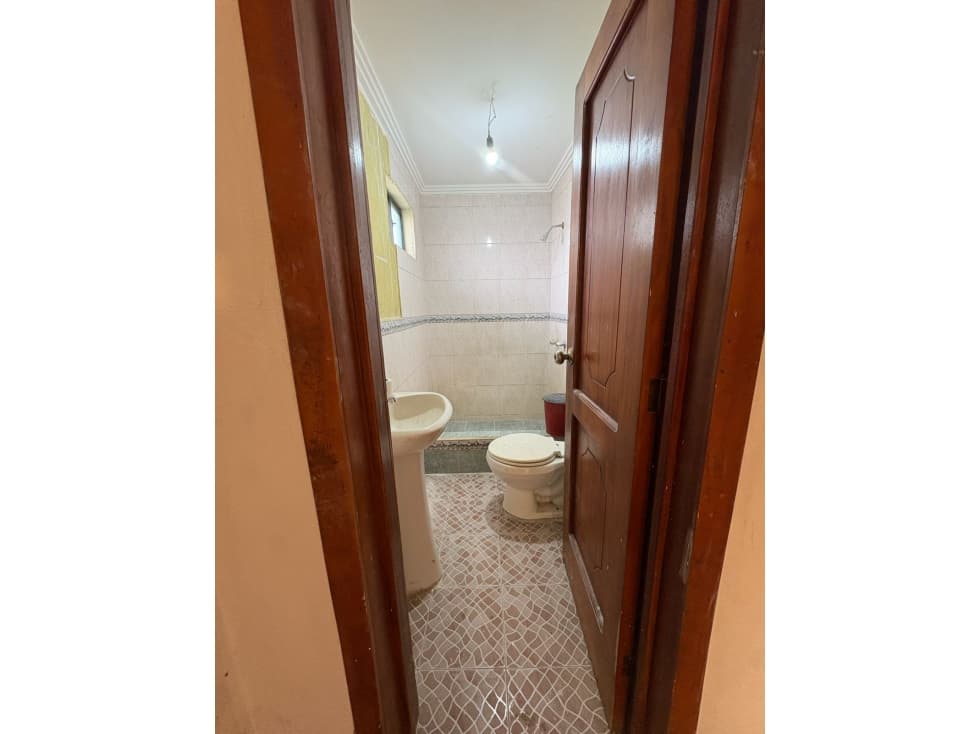 Venta de Casa, Cuenca, Sector Narancay Bajo, 201 m2 terr, 85 m2 const. — foto 4