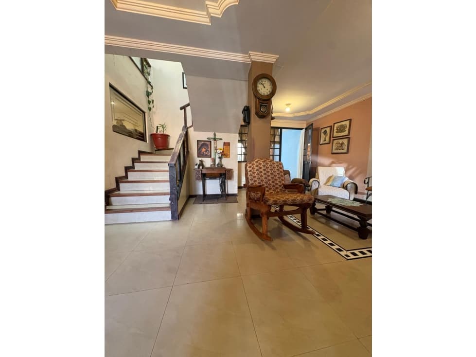 Venta de Casa, Cuenca, Sector Ricaurte, 277 m2 — foto 4