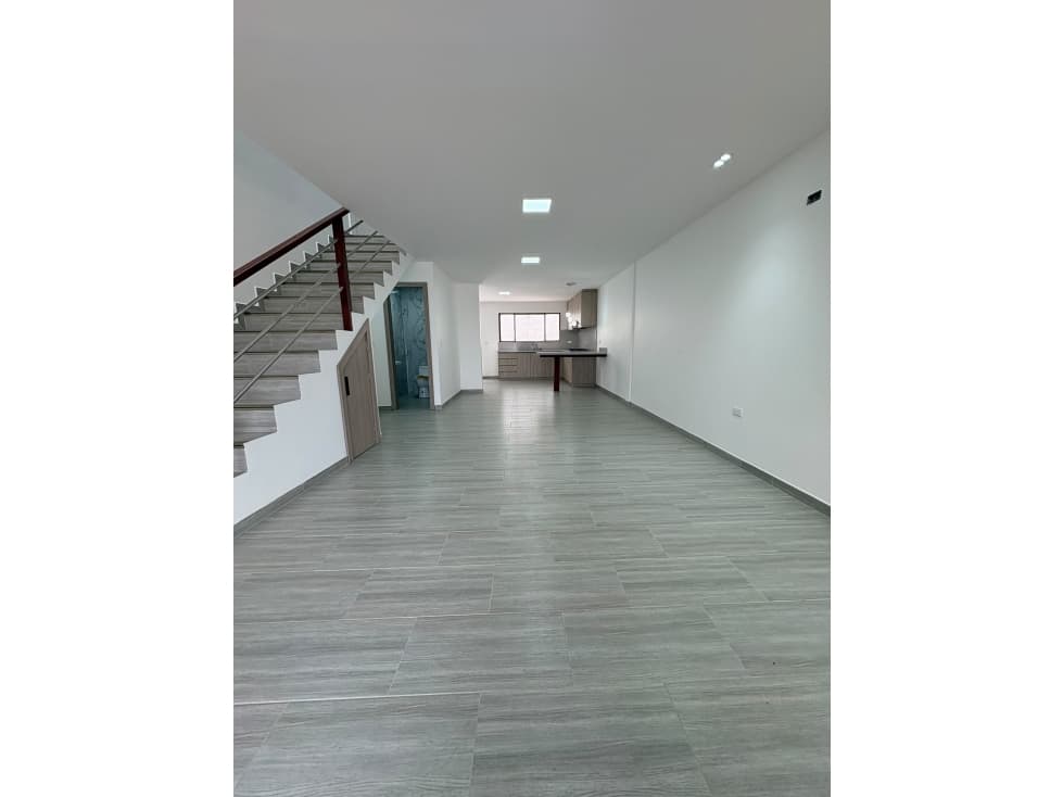 Venta de Casa Nueva, Cuenca, Sector Ciudadela de Arquitectos, 130 m2 — foto 6