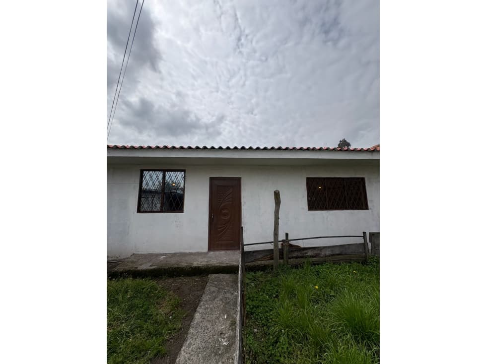 Venta de Casa, Cuenca, Sector Narancay Bajo, 201 m2 terr, 85 m2 const. — foto 1