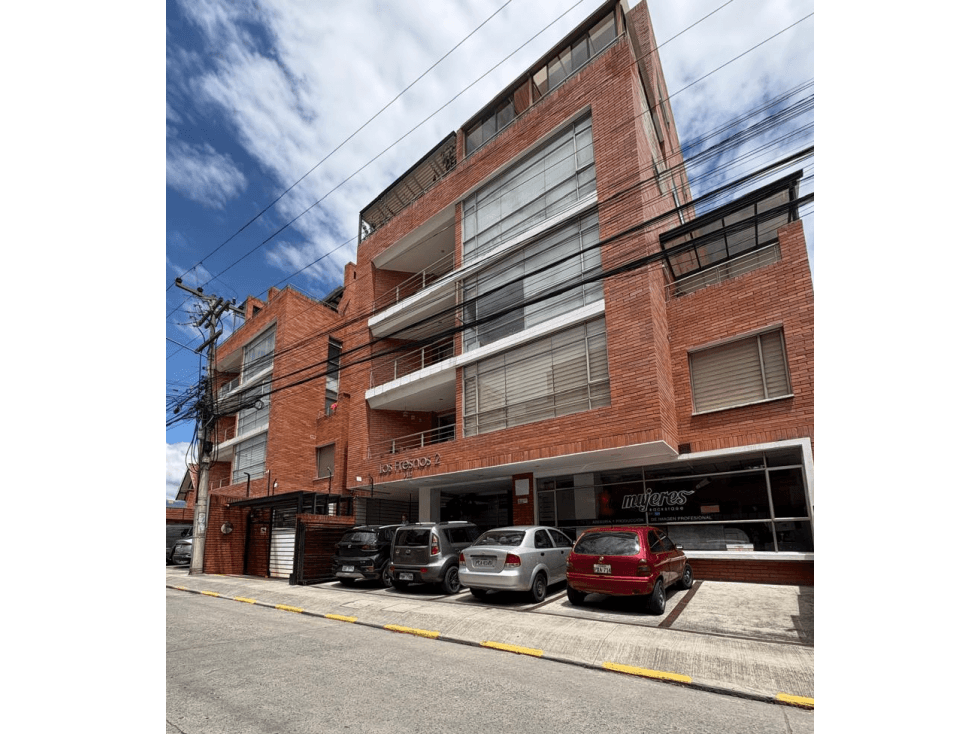 Venta Penhouse Amueblado, Sector Paucarbamba, Cuenca — foto 1