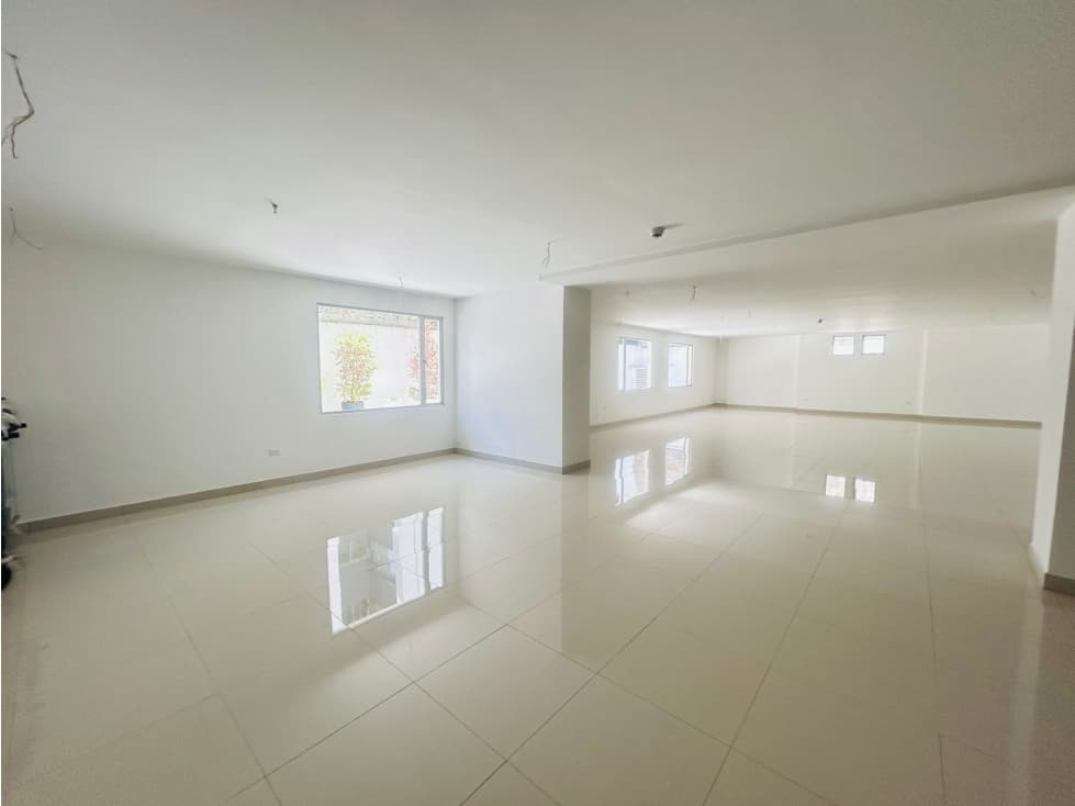 Jipijapa, Local Comercial en Renta, 1400m2, 2 Ambiente — foto 1