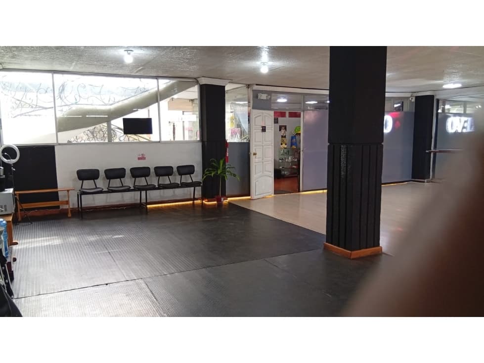 Villaflora, Local Comercial en Renta, 190m2 — foto 1