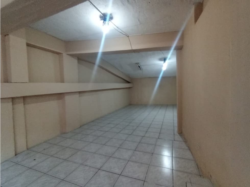 Iñaquito De Oportunidad Bodega en Renta, 140m2 — foto 5