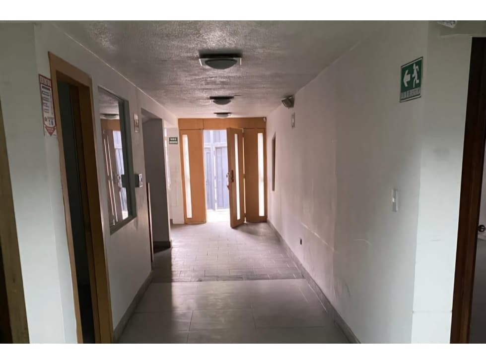 Jipijapa, Casa Comercial en Renta, 736m2, 3 Pisos — foto 6