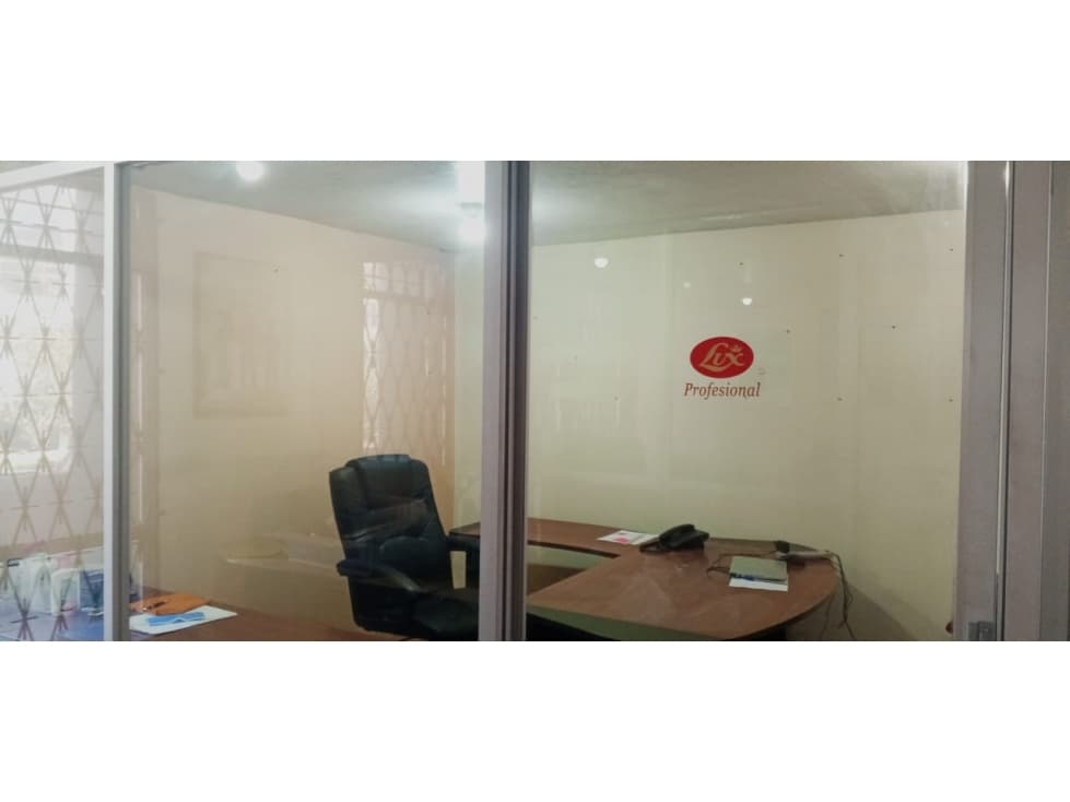 La Colón, Local Comercial en Renta, 149m2, 2 Ambientes — foto 3