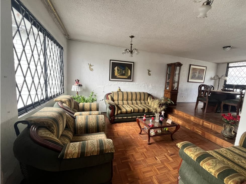 Cotocollao, Casa en Venta, 195m2, 4 Habitaciones — foto 2