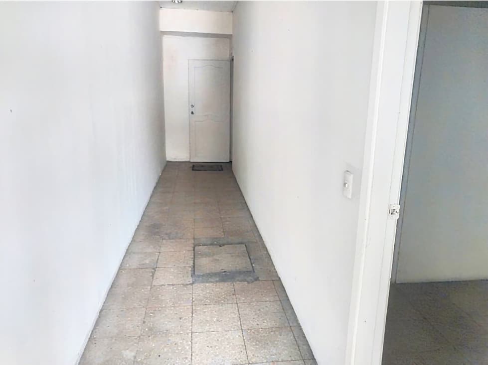 Av. Las Americas, Local Comercial en Renta, 670m2 — foto 6