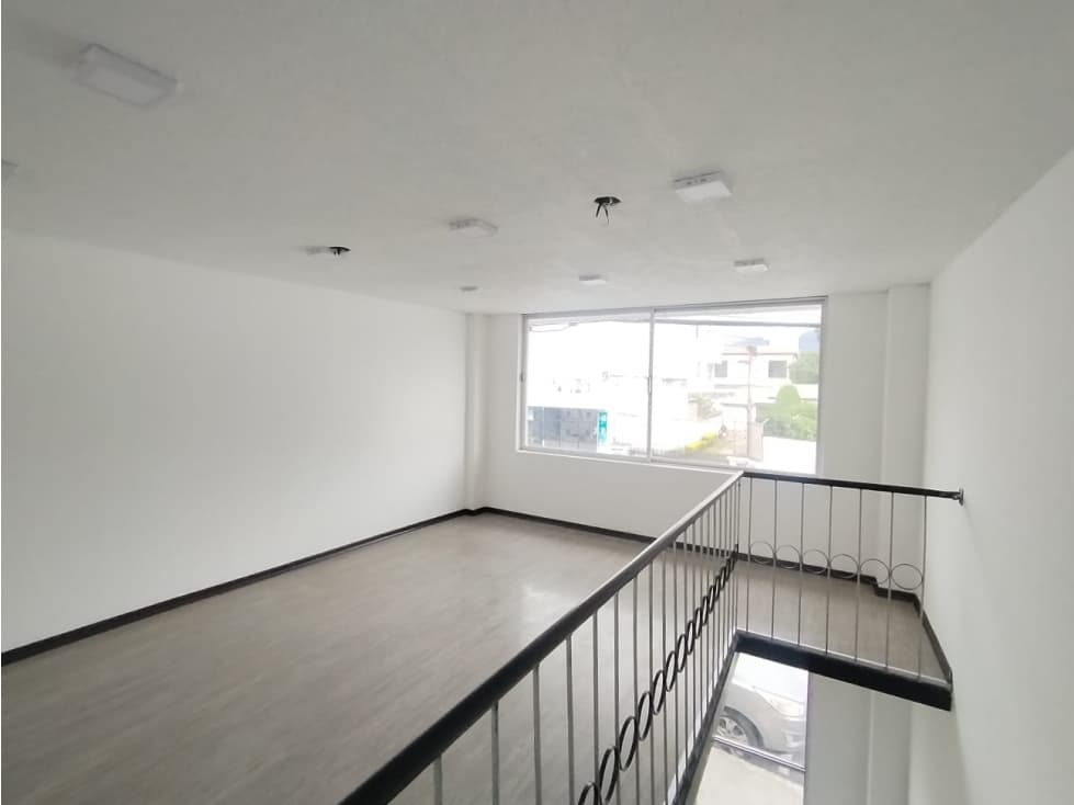 Tumbaco, Local Comercial en Renta, 97m2 — foto 5