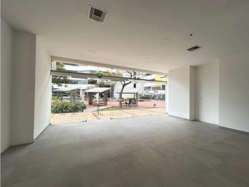 Puerto Santa Ana, Local Comercial en Renta, 55m2 — foto 2