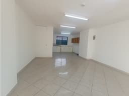 La Vicentina. De Oportunidad. Local en renta. 53 m2