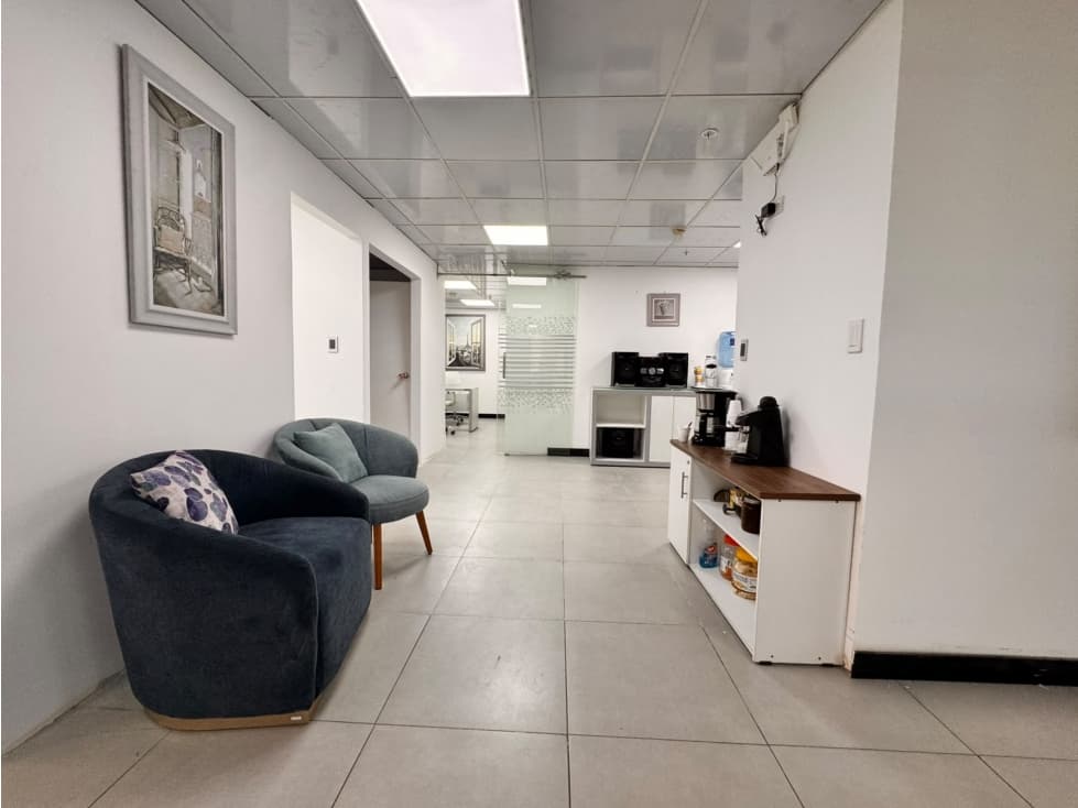 OFICINA AMOBLADA EN RENTA, 150 M2, 12 DE OCTUBRE — foto 2