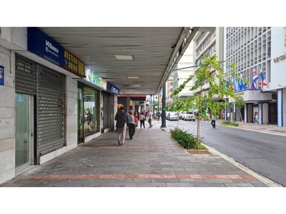 Local comercial de 36m2, en el centro, cerca del malecón 2000 — foto 1