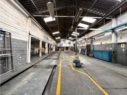 Galo Plaza, Galpón en Renta, 2.352m2