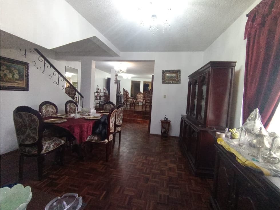 12 De Octubre, Casa Comercial en Renta, 330m2 — foto 4