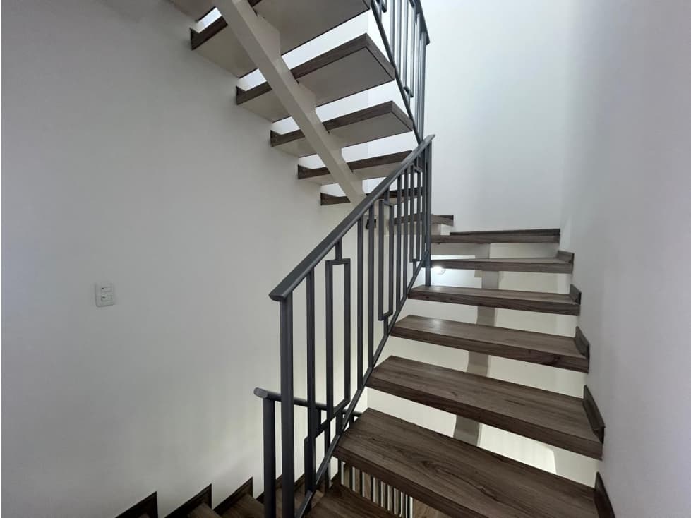 Calderón, Hermosa Casa en Venta, 246m2 — foto 4
