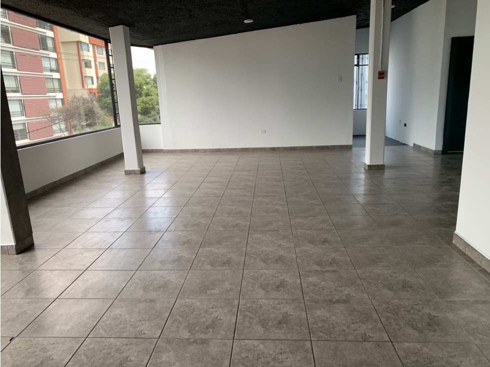 El Batán, Local Comercial en Renta, 200m2 — foto 1