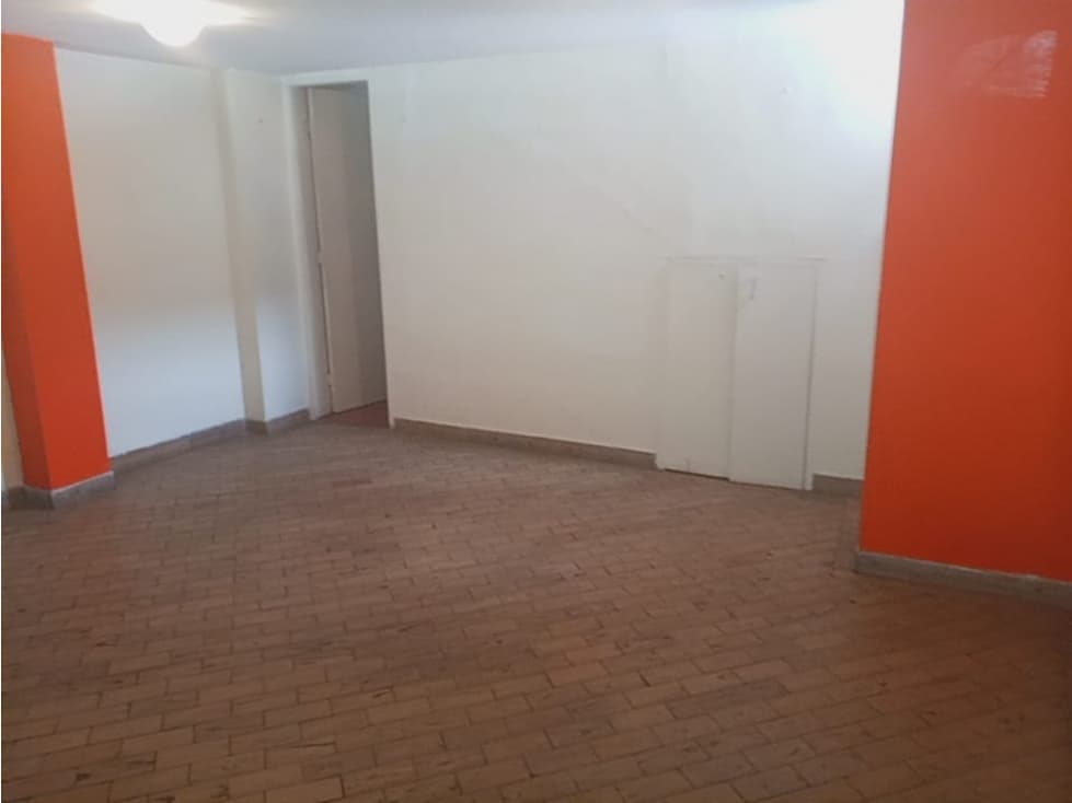 La Kennedy, Local Comercial en Renta, 145m2, 2 Ambientes — foto 5