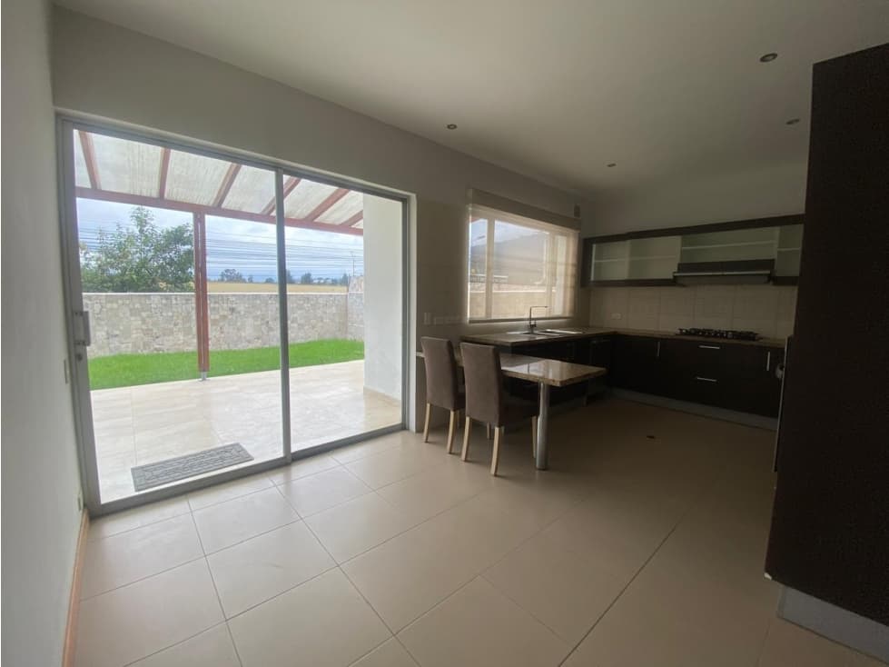 Cumbayá, Casa en Venta, 286m2, 3 Habitaciones — foto 6