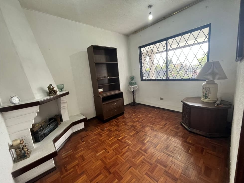 Cotocollao, Casa en Venta, 195m2, 4 Habitaciones — foto 3