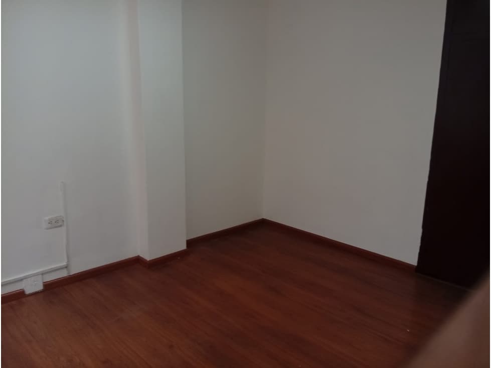 Rumipamba, Oficina en Renta, 120m2 — foto 5
