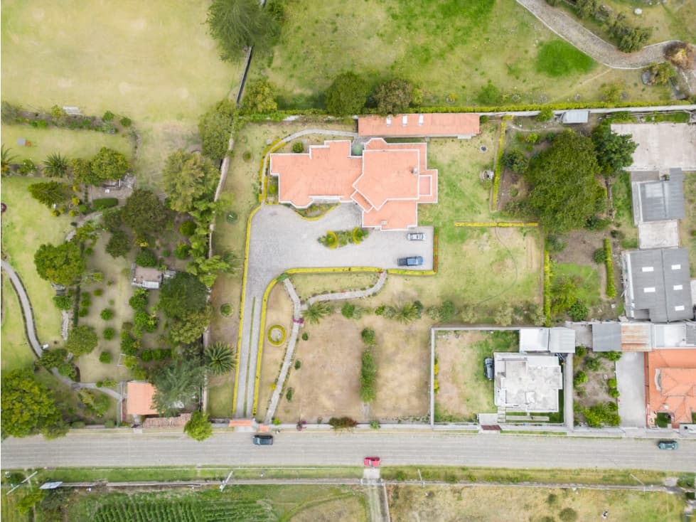 Atuntaqui, Casa en Venta, 706.46m2 — foto 3